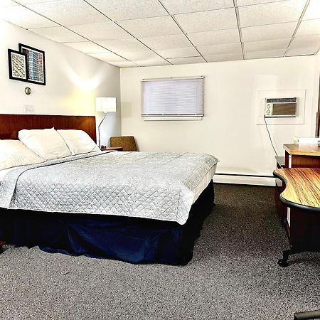 Budget Inn Wellsville Exterior foto