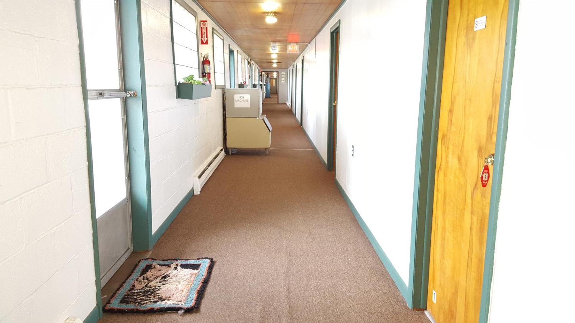 Budget Inn Wellsville Exterior foto